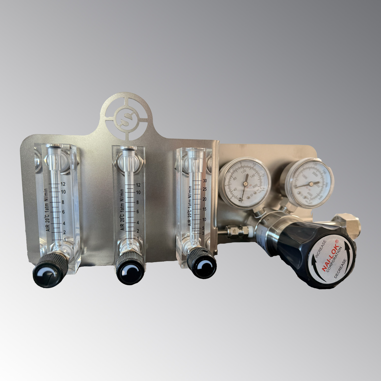 Argon pressure regulator, 3-fold — Art. DMind3-fach100